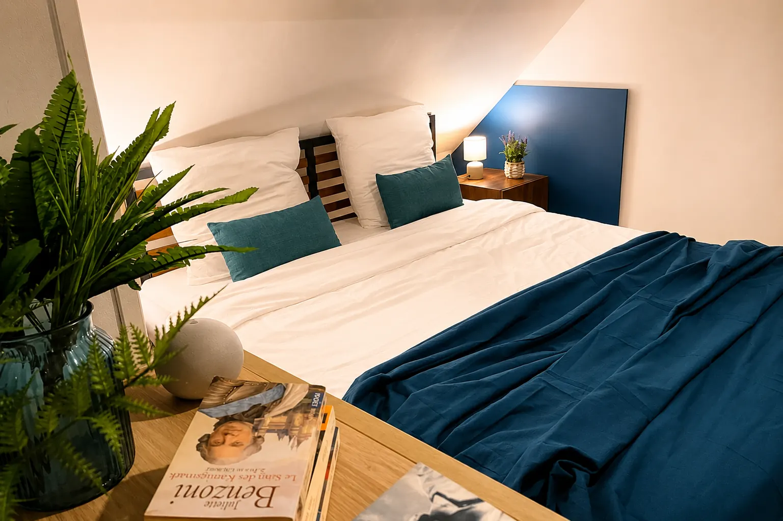 Chambre bleue du Cercle des Éléments, hébergement meublé à Troyes